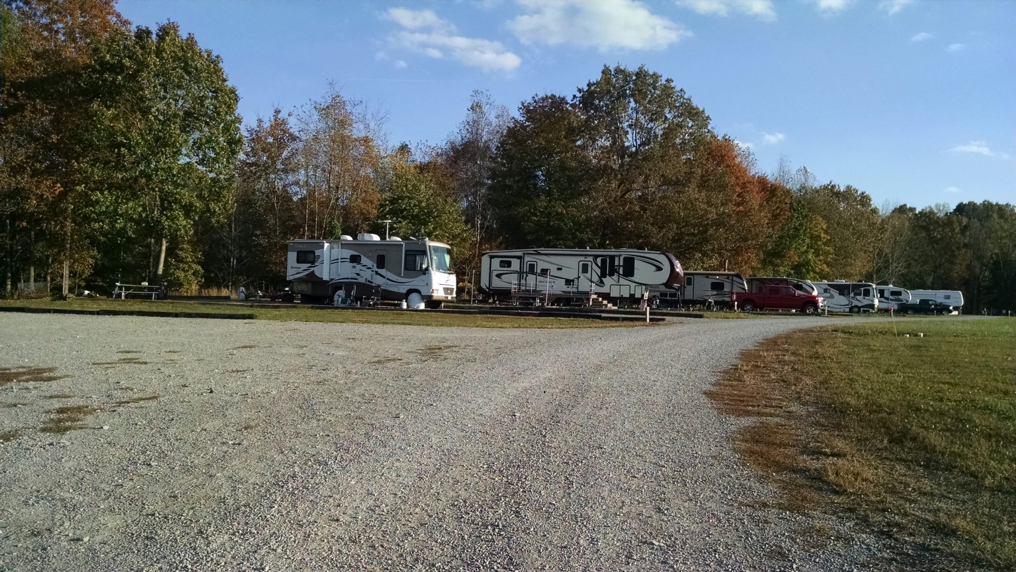 Work Camper Review: CamperForce Associates at Amazon Fulfillment Center in  Campbellsville, Kentucky - Henley's Happy Trails